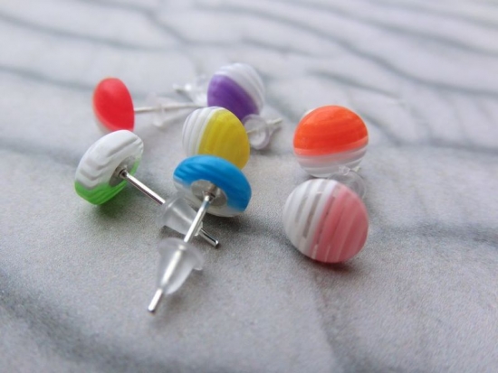 Preview: Ohrstecker rund Kreis Streifen Regenbogen bunt